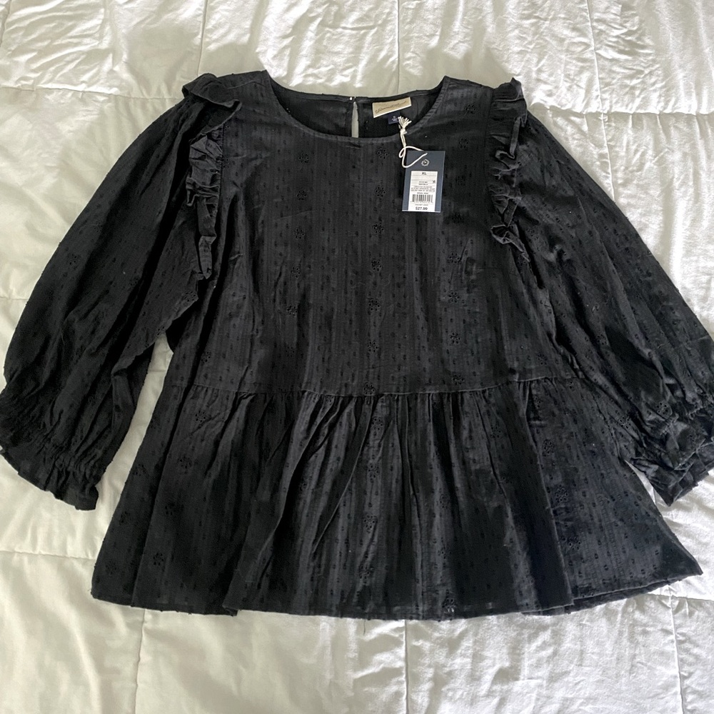 NWT Universal Thread Peplum Peasant Blouse